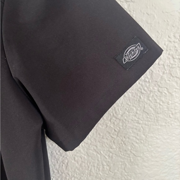 Dickies Black Scrub Top Size XS - Picture 3 of 9